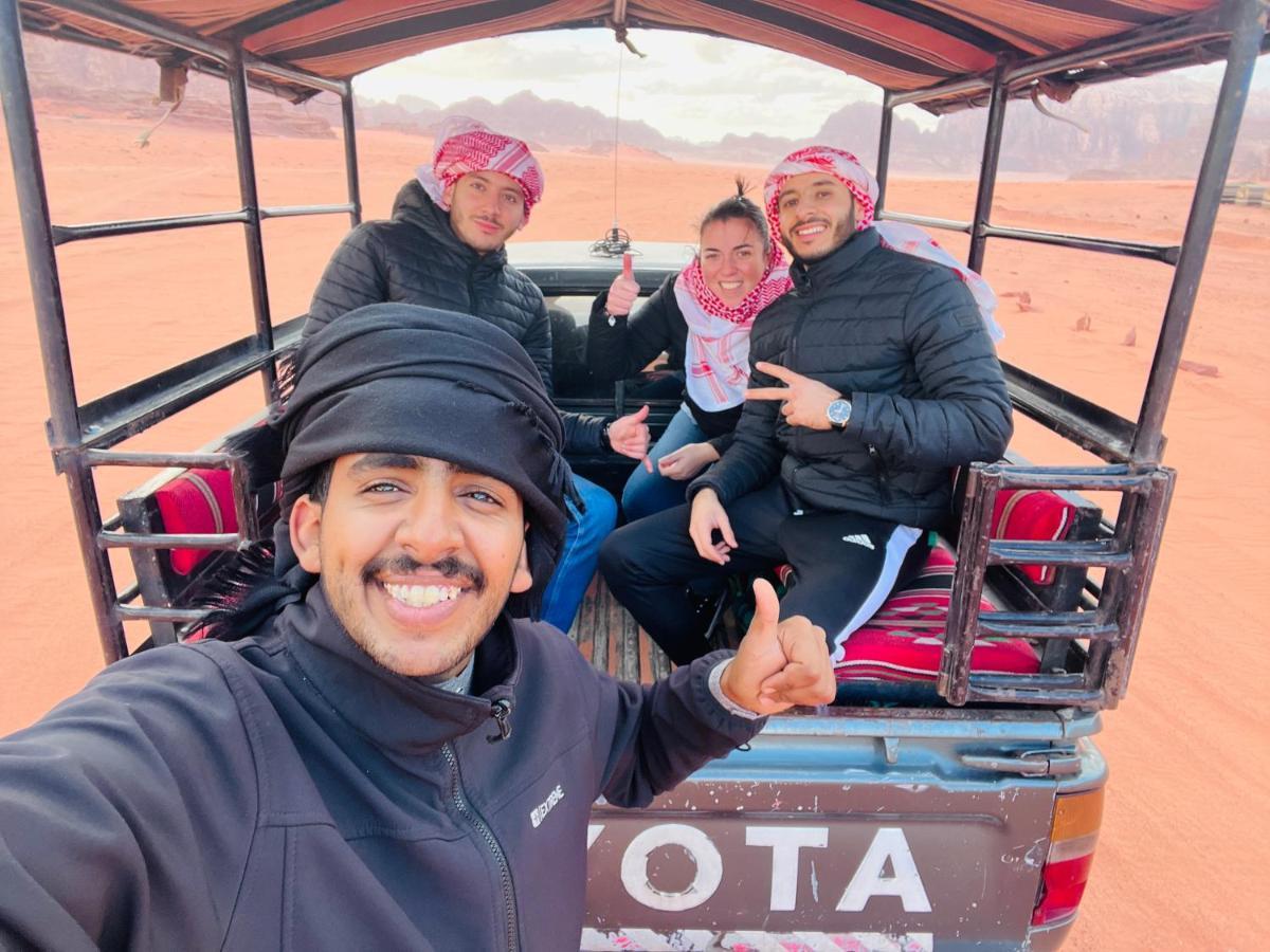 Wadi Rum Local Guide Extérieur photo