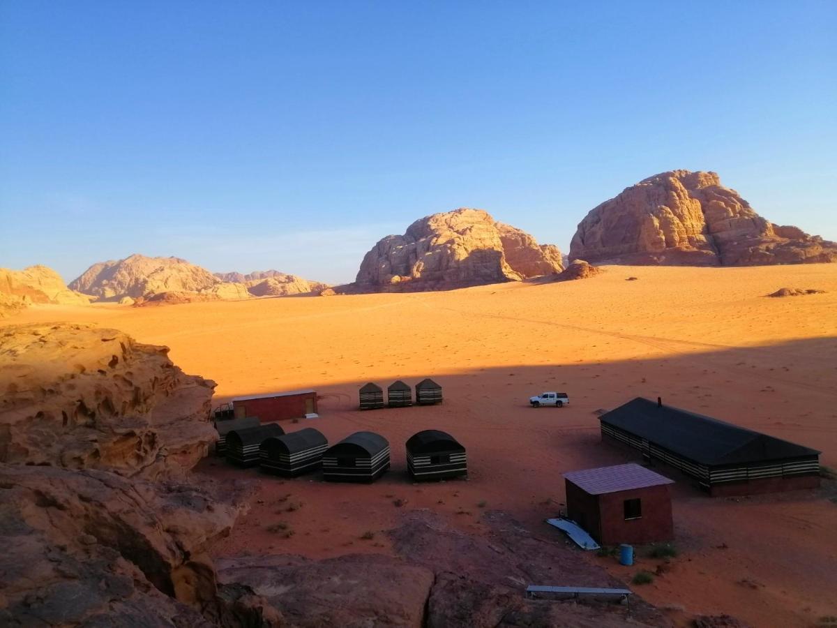 Wadi Rum Local Guide Extérieur photo